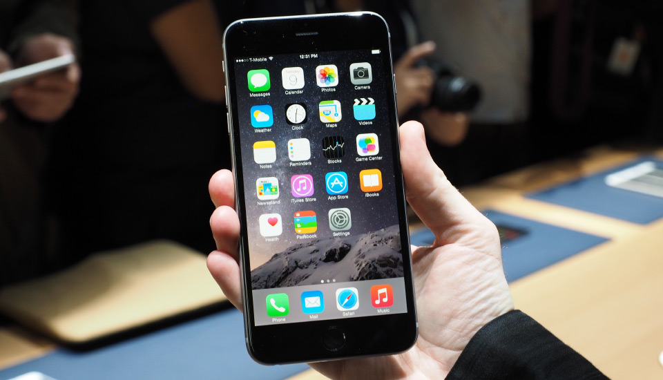Un estudio determina que el iPhone 6 Plus tiene la mejor pantalla LCD del mercado