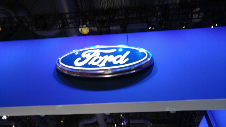 Ford aumenta su flota de vehículos autónomos